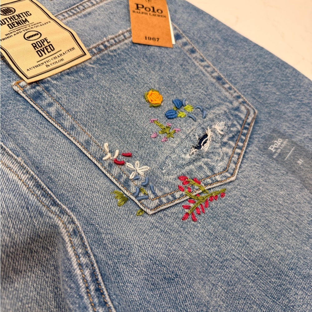 NWT – Polo Ralph Lauren – The Slim Taper Embroidered Jeans – Size 31 R
